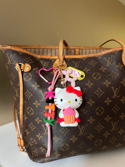 Grigri Hello Kitty Cupcake